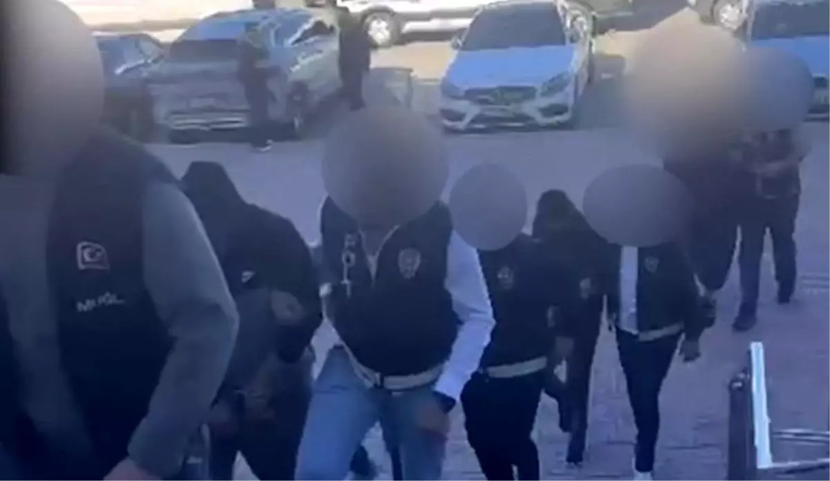 bodrumda fuhus operasyonu 7 kisi tutuklandi mR7hBCa1.jpg