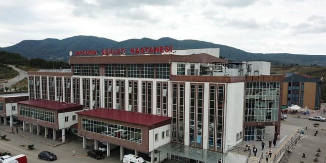 karin agrisiyla hastaneye gitti hamile oldugunu ogrendi 2pl6jaaj.jpg