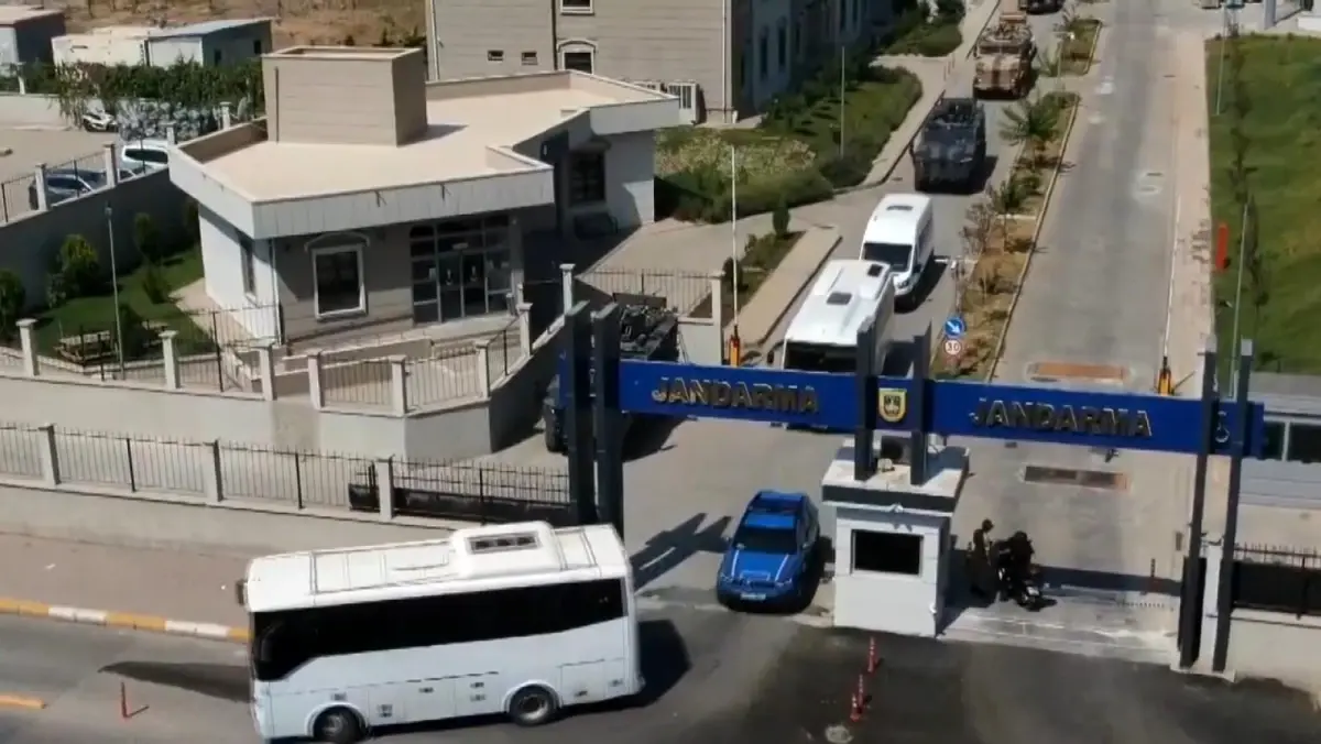 sanliurfada uyusturucu ve silah kacakciligi operasyonu 12 gozalti dtLrEbCs.jpg