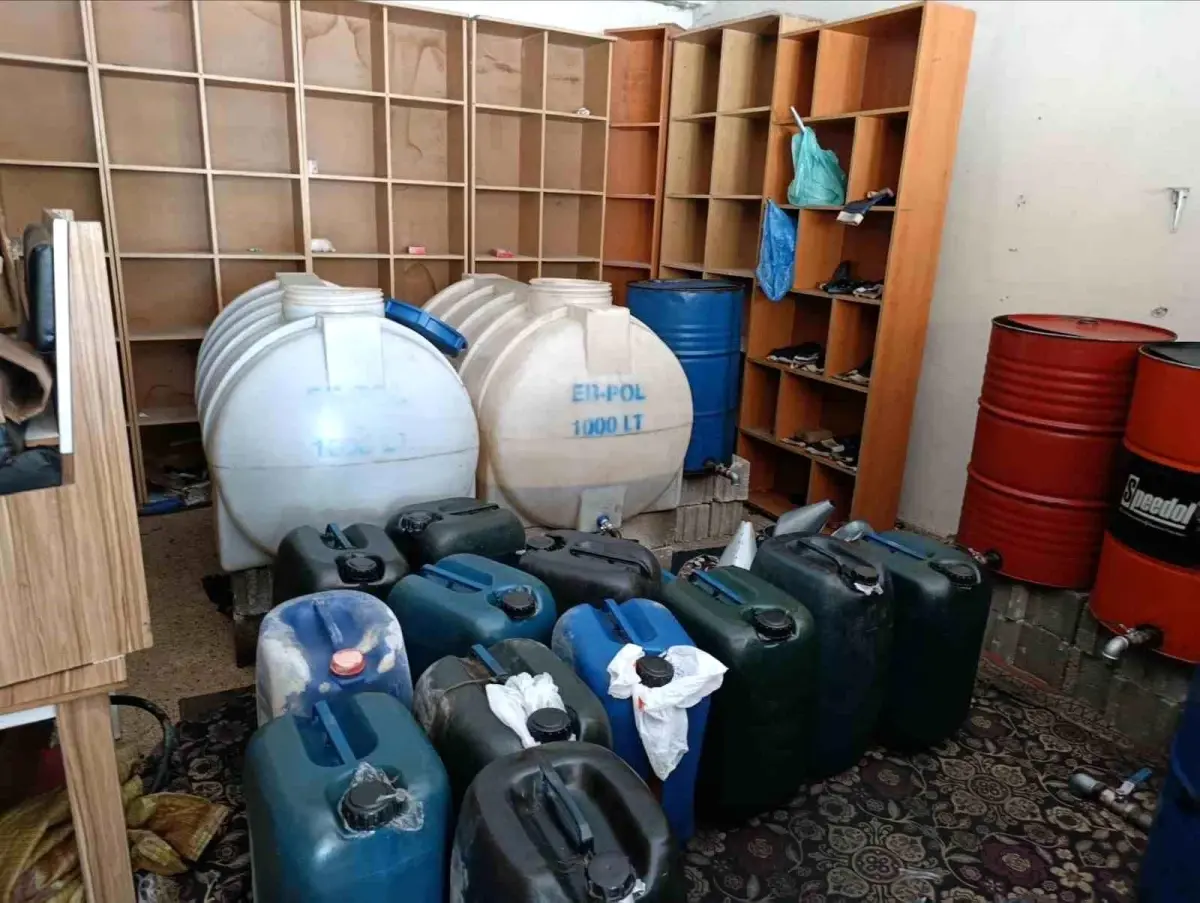 vanda kacak akaryakit ele gecirildi 8LrBp716.jpg