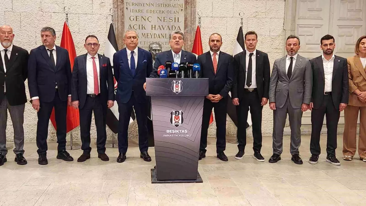 serdal adali kim baskan olmak istiyorsa buyursun ciksin QuPT96rl.jpg