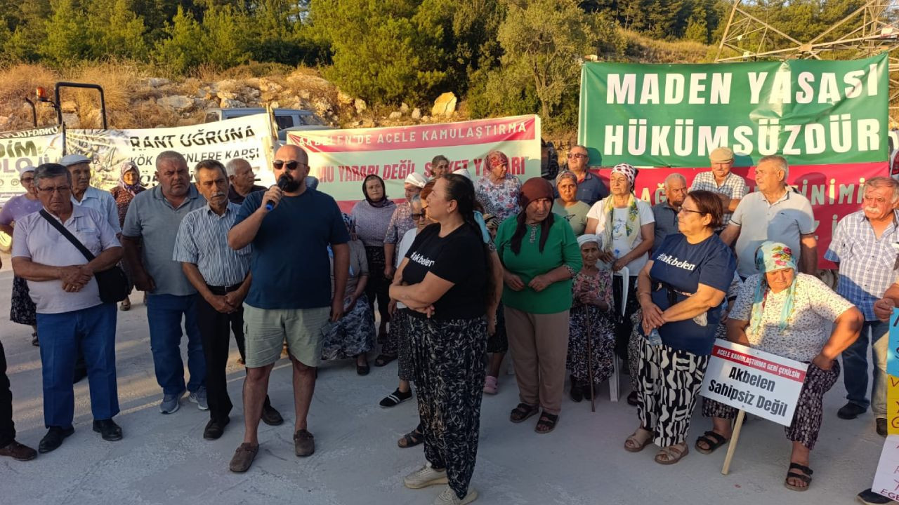 Akbelende ucuncu yil bulusmasi maden yasasini tanimiyoruz pwfM442J